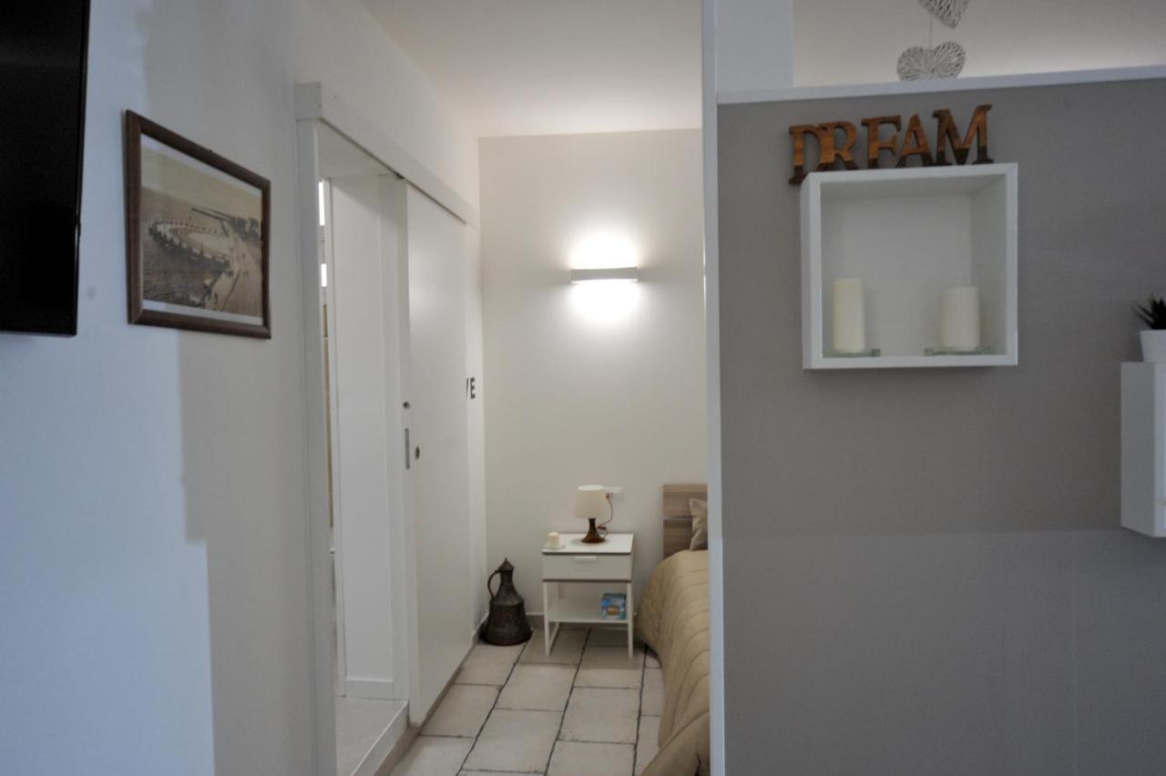 Pietra Bianca Appartment บารี ภายนอก รูปภาพ